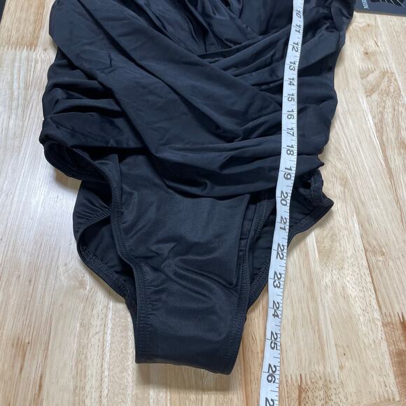 Miraclesuit NWT Crossover With Mesh One Piece Swimsuit Black Size 12 Bra Top A-D - Picture 12 of 15